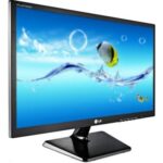 LG 18" LED MONITOR